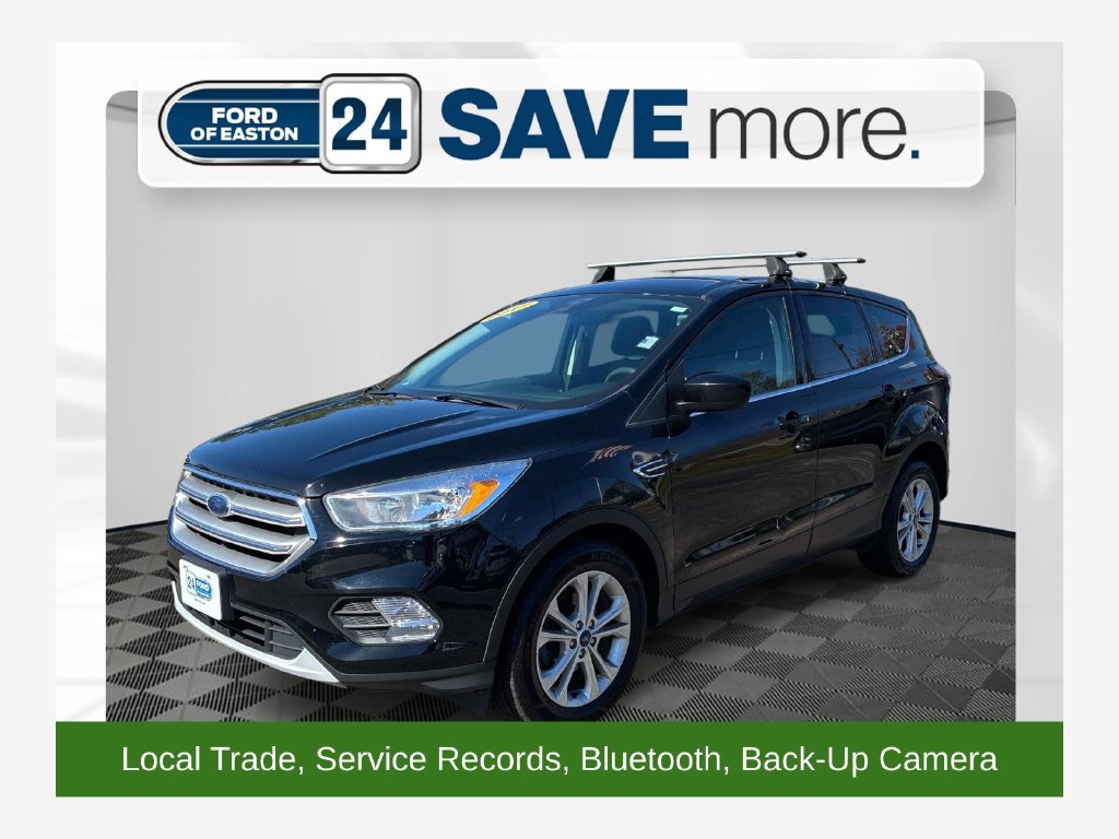 Used 2017 Ford Escape SE FWD image 1