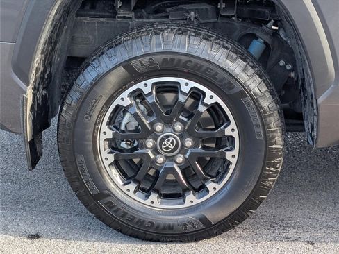 Used 2025 Toyota Tundra SR5 w/ TRD Off-Road Package image 9