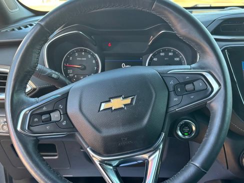 Used 2022 Chevrolet TrailBlazer ACTIV w/ Technology Package AWD/4WD image 12