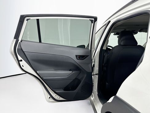 Used 2024 Subaru Crosstrek 2.0i Premium image 26