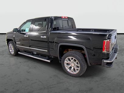 Used 2018 GMC Sierra 1500 SLT w/ SLT Premium Package