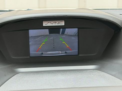 Used 2017 Ford Escape SE w/ SE Cold Weather Package FWD image 27