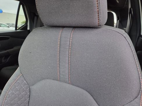 Used 2025 Honda Pilot Sport image 15