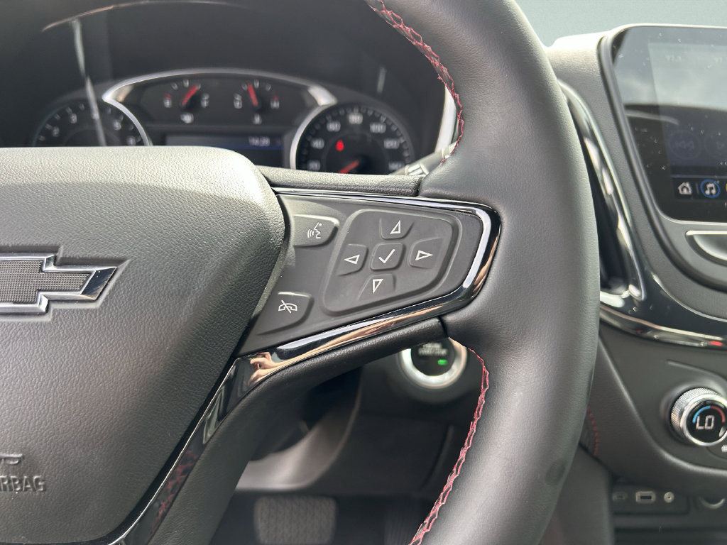 Used 2024 Chevrolet Equinox RS w/ RS Leather Package FWD image 32