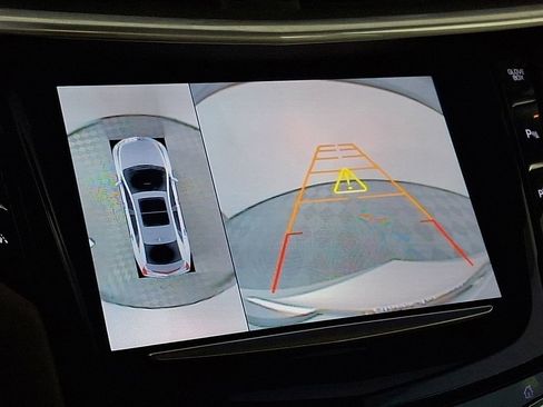 Used 2016 Cadillac XTS Luxury w/ Driver Awareness Package image 4