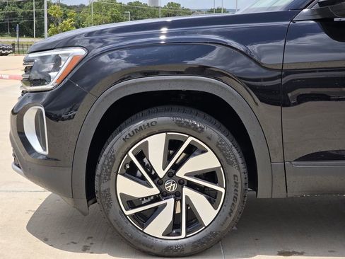 New 2026 Volkswagen Atlas SE FWD image 6