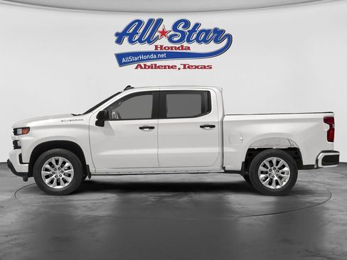 Used 2021 Chevrolet Silverado 1500 Custom AWD/4WD image 3