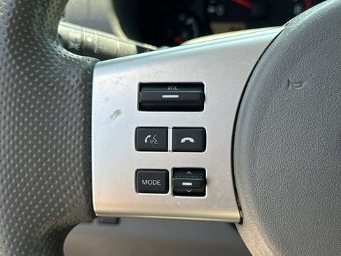 Used 2019 Nissan Frontier SV AWD/4WD image 25