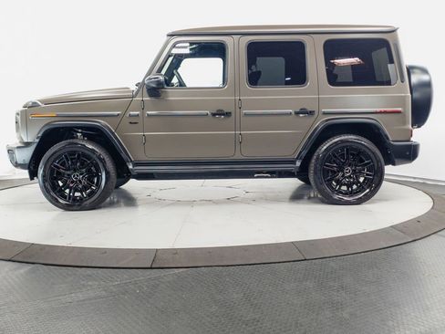 Certified 2025 Mercedes-Benz G 580 w/ EQ Technology image 4