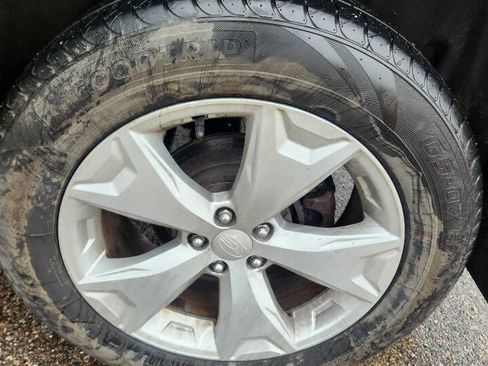 Used 2014 Subaru Forester 2.5i Premium w/ All-Weather Package image 31