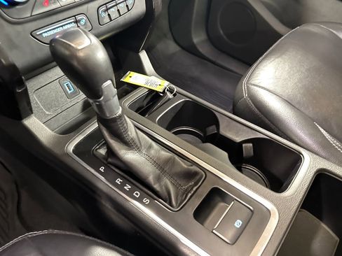 Used 2018 Ford Escape Titanium w/ Ford Safe & Smart Package AWD/4WD image 24
