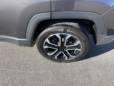 Certified 2022 Jeep Compass Limited w/ Sun and Sound Group image 10