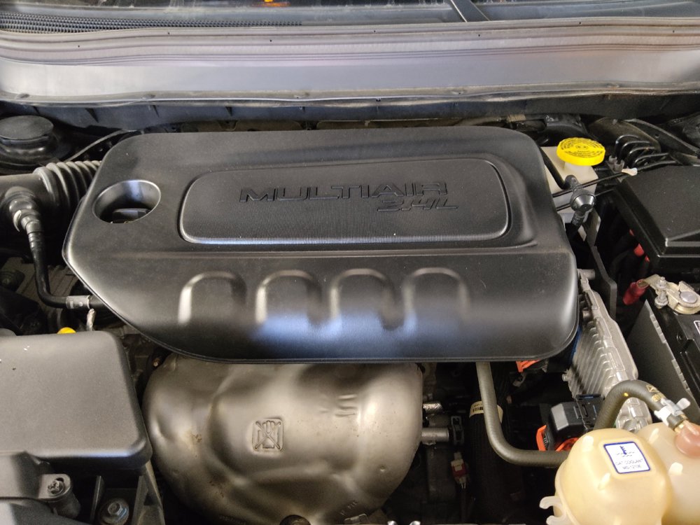 Used 2021 Jeep Cherokee Latitude w/ Safety Group AWD/4WD image 30