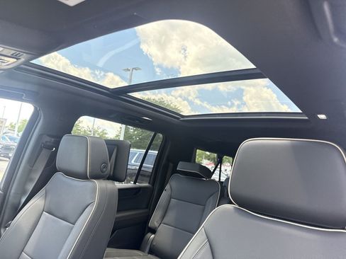 New 2026 GMC Yukon XL Elevation w/ Elevation Premium Package AWD/4WD image 20