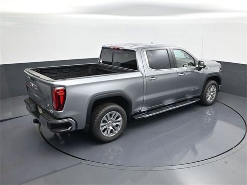 Used 2025 GMC Sierra 1500 Denali w/ Technology Package image 17