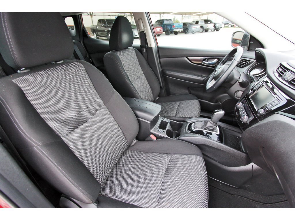 Used 2021 Nissan Rogue Sport SV FWD image 33