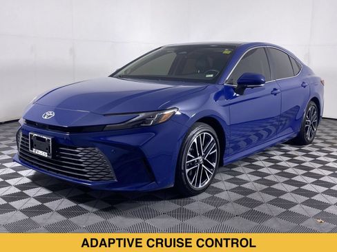 Used 2025 Toyota Camry XLE w/ Premium Plus Package AWD/4WD image 17