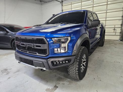 Used 2017 Ford F150 Raptor w/ Equipment Group 801A Mid AWD/4WD image 8