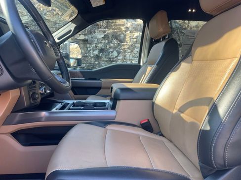 Certified 2024 Ford F250 Lariat w/ Chrome Package image 19