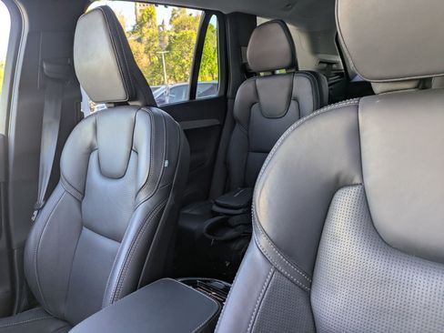 Used 2023 Volvo XC90 B6 Ultimate w/ Protection Package Premier AWD/4WD image 26