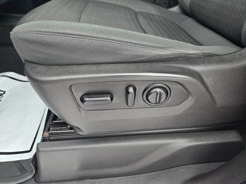 Used 2020 Chevrolet Silverado 1500 LT w/ All-Star Edition image 32