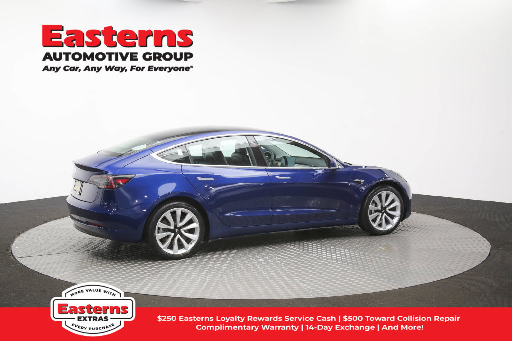 Used 2018 Tesla Model 3 Long Range RWD image 39