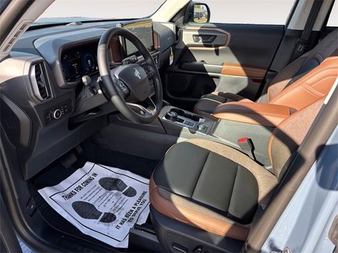 New 2025 Ford Bronco Sport Outer Banks w/ Outer Banks Tech Package+ image 9