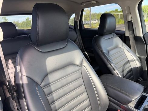 Used 2024 Ford Edge SEL AWD/4WD image 12