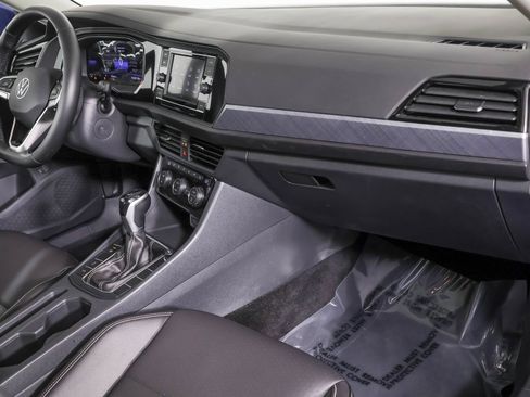 Used 2023 Volkswagen Jetta SE w/ Panoramic Sunroof Package FWD image 44