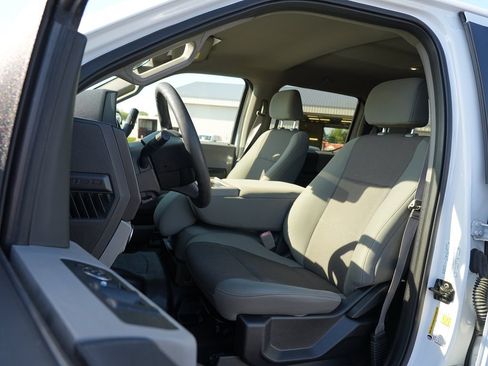 Used 2018 Ford F150 XL w/ XL Power Equipment Group AWD/4WD image 11