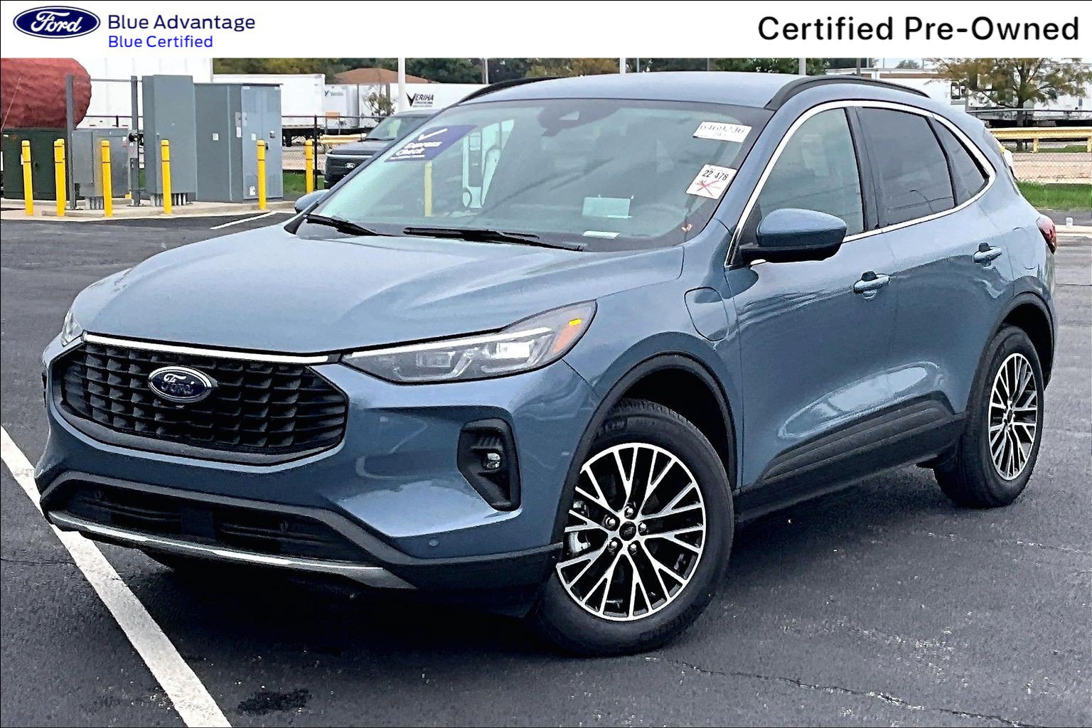 Used 2026 Ford Escape SE w/ PHEV Premium Package FWD image 7
