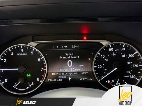 Used 2024 Nissan Pathfinder SV image 12