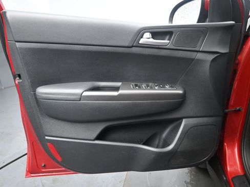 Used 2019 Kia Sportage LX image 26