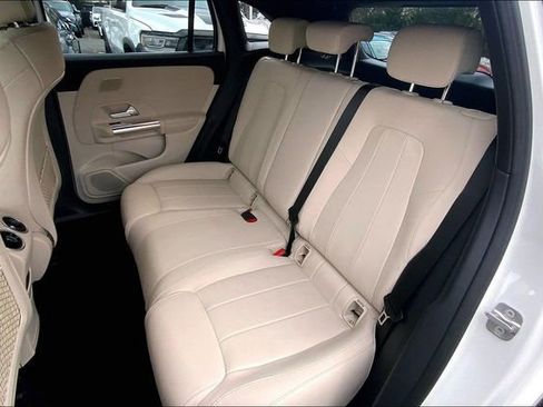 Used 2026 Mercedes-Benz GLA 250 4MATIC image 17