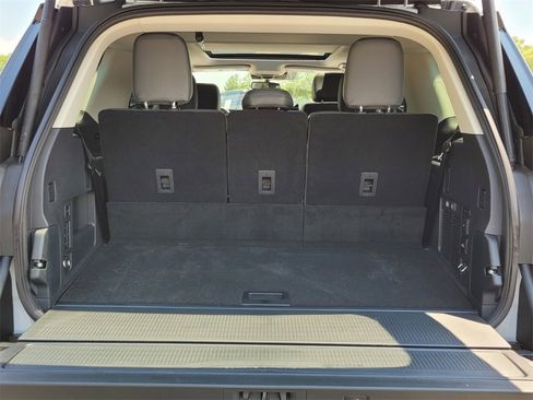 New 2025 Ford Expedition Active image 11