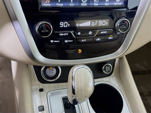 Used 2015 Nissan Murano SV image 8