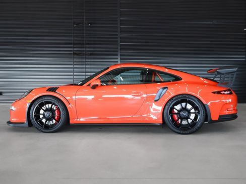 Used 2016 Porsche 911 GT3 RS image 2