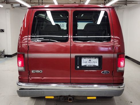 Used 1999 Ford E-150 and Econoline 150 image 6