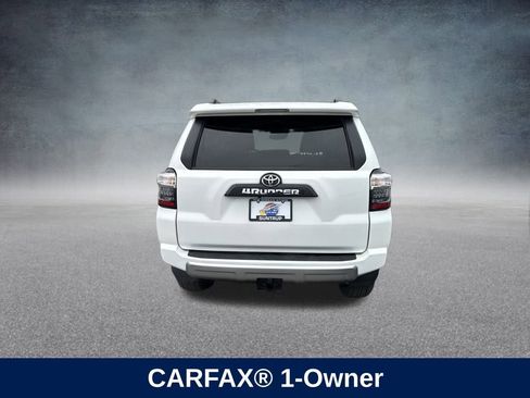 Used 2024 Toyota 4Runner TRD Off-Road Premium image 4