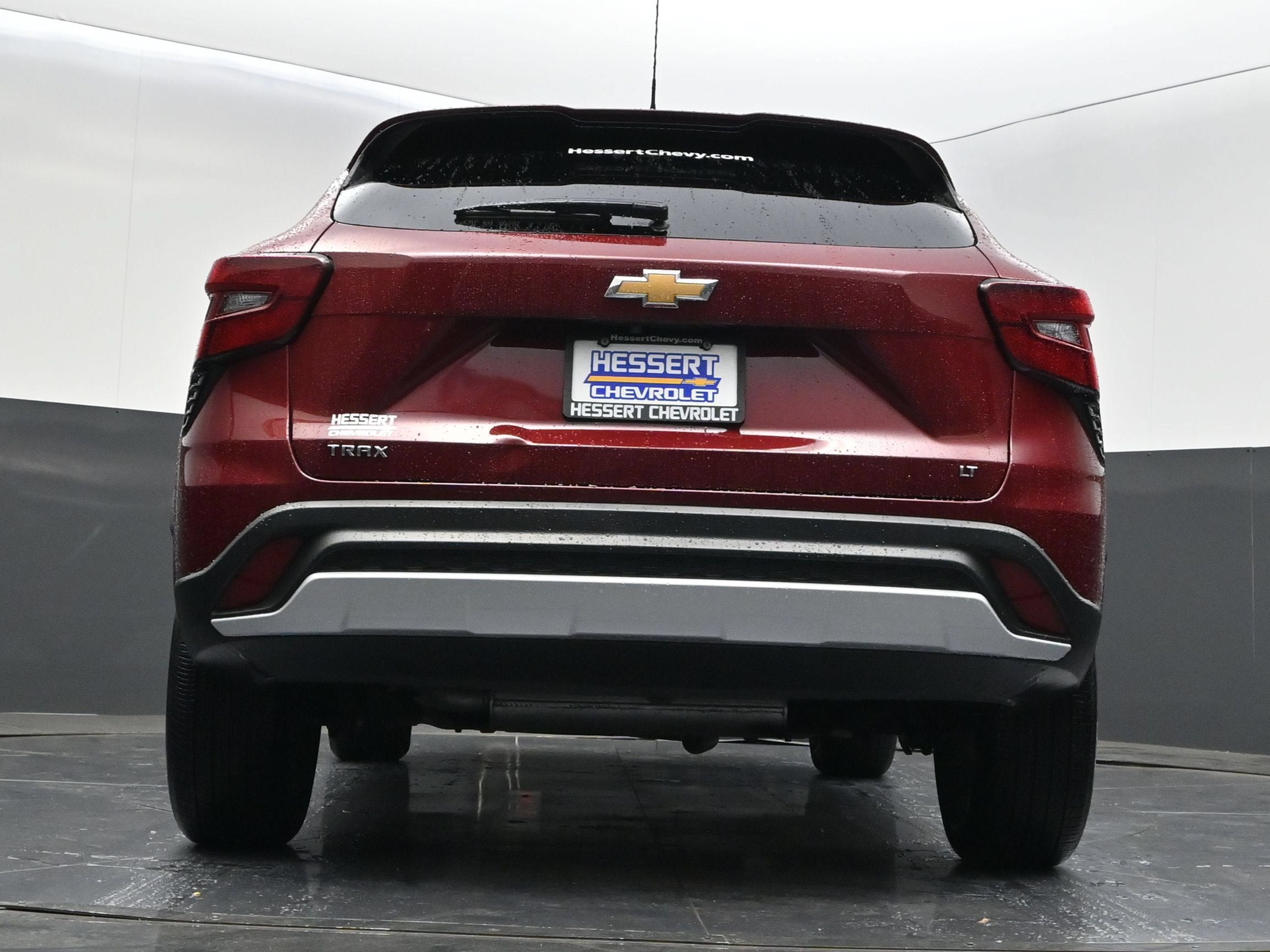 Certified 2024 Chevrolet Trax LT FWD image 34
