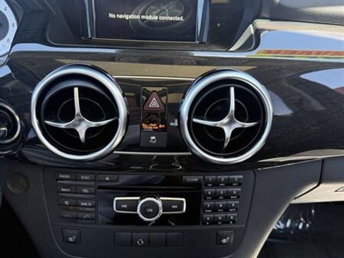Used 2015 Mercedes-Benz GLK 250 BlueTEC 4MATIC image 20