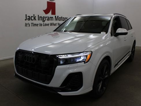 New 2026 Audi Q7 3.0T Prestige image 2