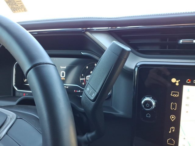 Used 2025 GMC Sierra 2500 Denali w/ Max Trailering Package AWD/4WD image 28