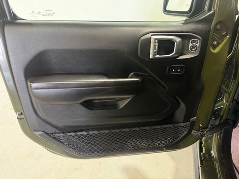 Used 2021 Jeep Wrangler Unlimited Sport AWD/4WD image 18