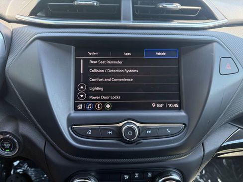 Used 2023 Chevrolet TrailBlazer LT image 31