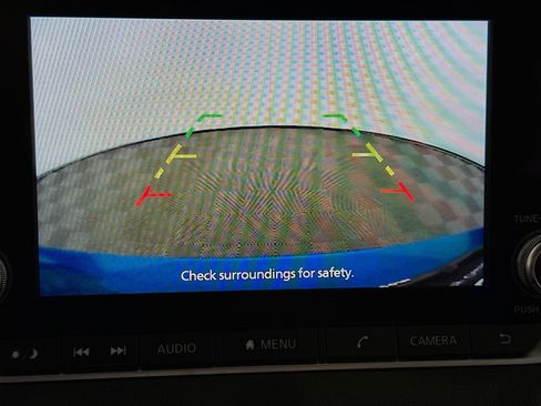 Used 2025 Nissan Sentra SV image 21