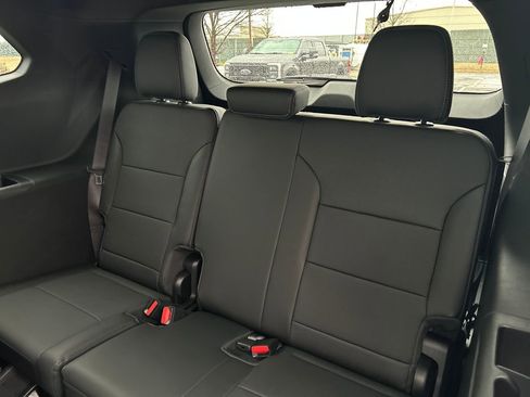 New 2026 Buick Enclave Preferred image 38