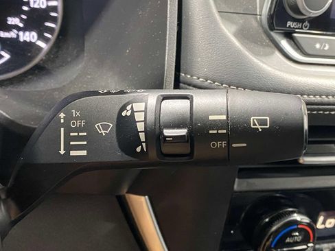 Used 2024 Nissan Rogue SV AWD/4WD image 26