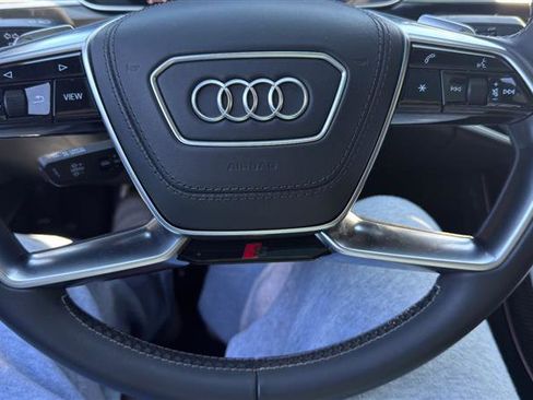 Used 2020 Audi S8 L AWD/4WD image 32