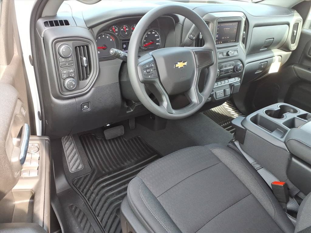 New 2026 Chevrolet Silverado 2500 Custom w/ Custom Value Package AWD/4WD image 14